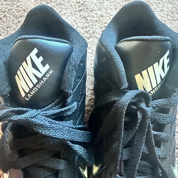 Nike Landshark Baseball Spikes for Kids in Black and White. - Picture 2 of 7